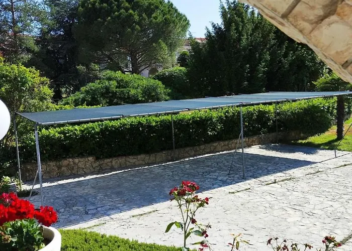 Zeljka4 Mit Gemeinschaftlichem Pool By Interhome شقة